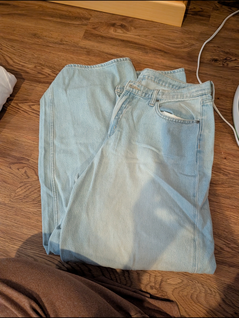 Old Navy Light Wash Men's Relaxed Jeans